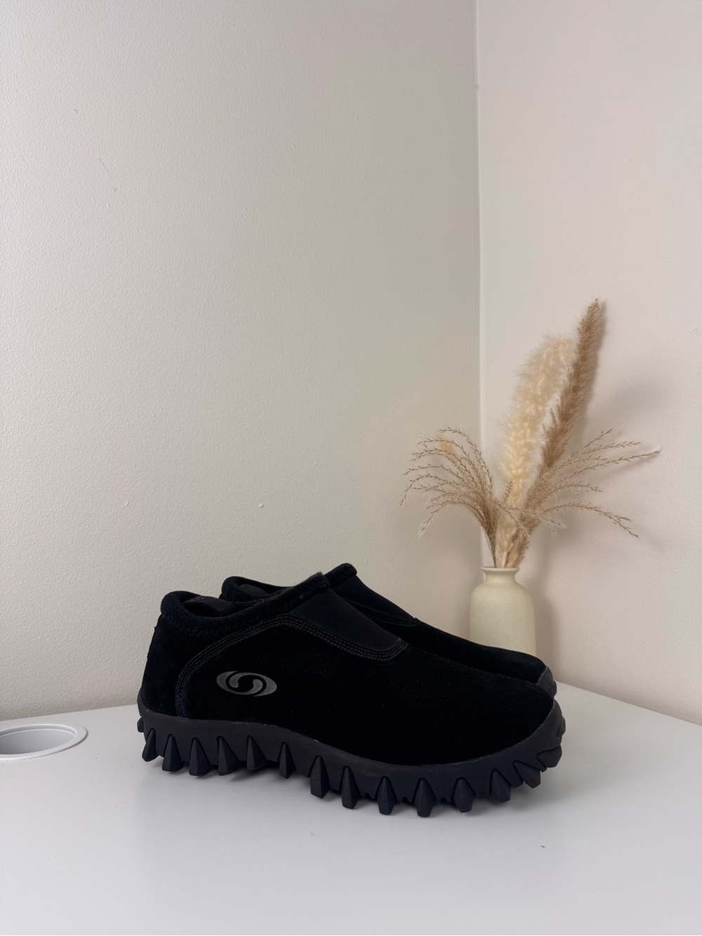 Salomon Slip-On Black Suede Shoes – EU 46 / US 11.5